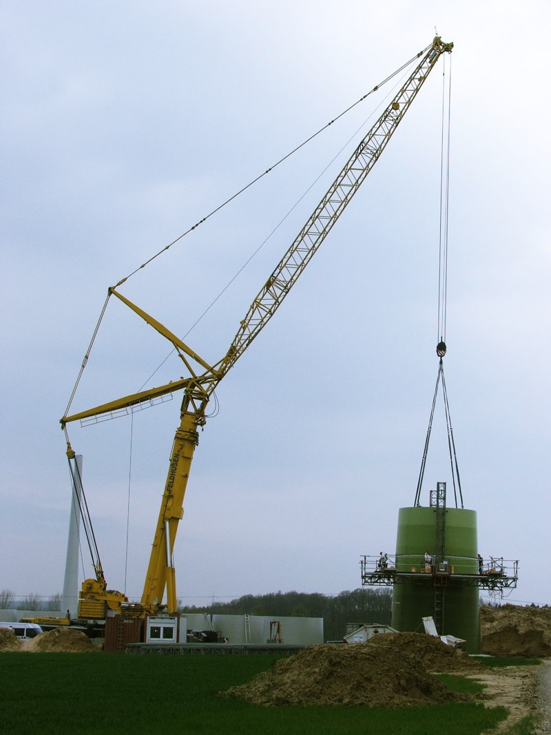 LTM 1500 von Feldhusen im Windpark Detmold